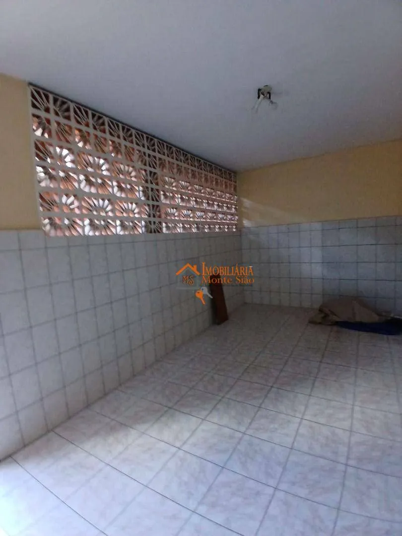 Imagem Casa com 3 dormitórios à venda, 250 m² por R$ 863.000,00 - Vila Barros - Guarulhos/SP