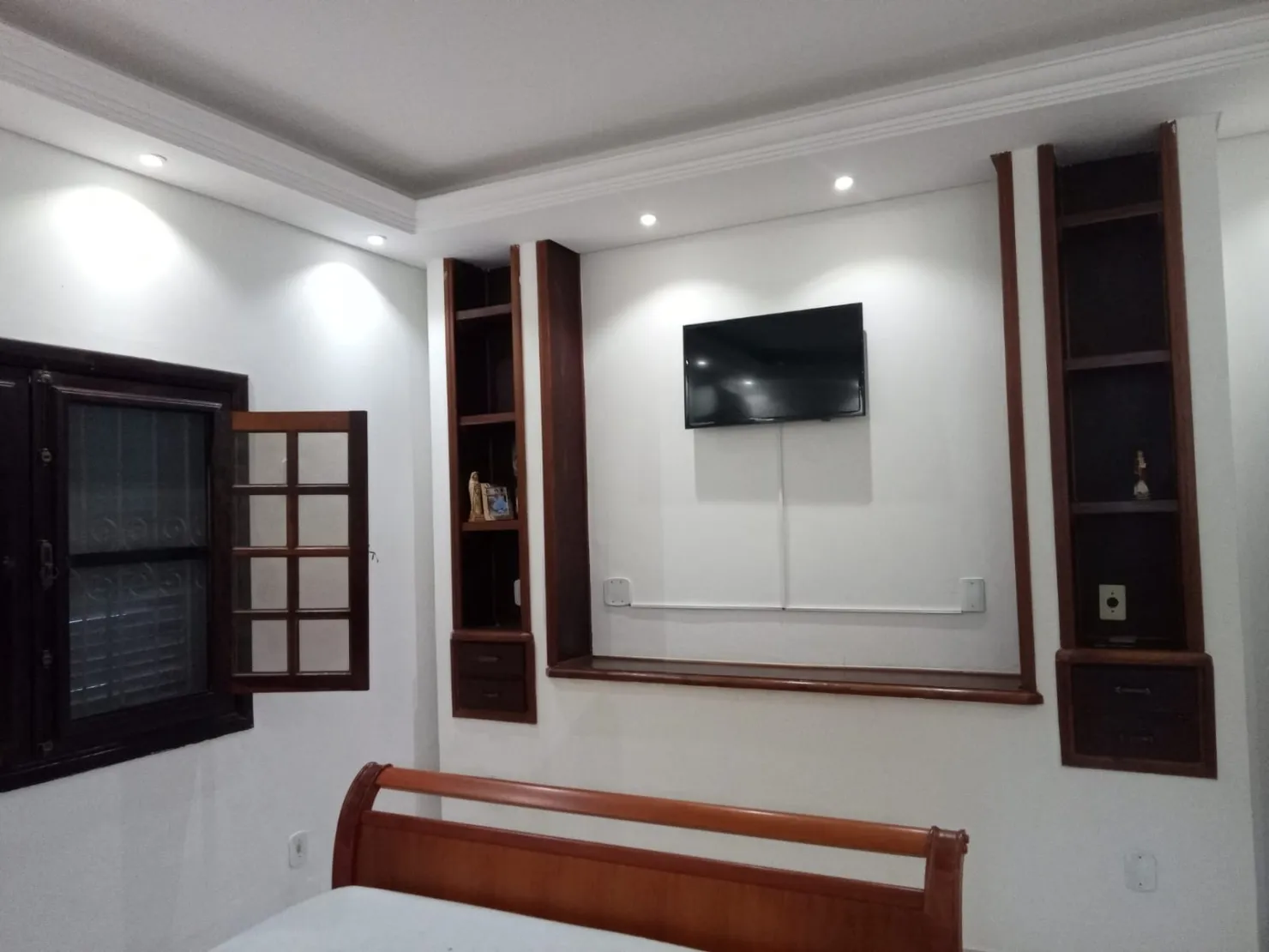 Imagem Casa à venda 4 Quartos, 2 Suites, 4 Vagas, Jardim Boa Vista, Pindamonhangaba - SP