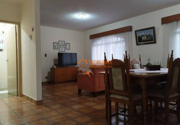Imagem Casa com 3 dormitórios à venda, 288 m² por R$ 870.000,00 - Vila Galvão - Guarulhos/SP