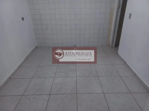 Imagem Vendo uma excelente casa com edícula terreno de 149 M2, no Jardim Lucélia Grajaú SP valor 340 mil. A Casa principal contém 2 dormitórios, 1sala,1 cozinha,1 banheiro,1área de servico, área de lazer, 1 vaga de garagem. Edícula contém, 1quarto, 1 banheiro, 1