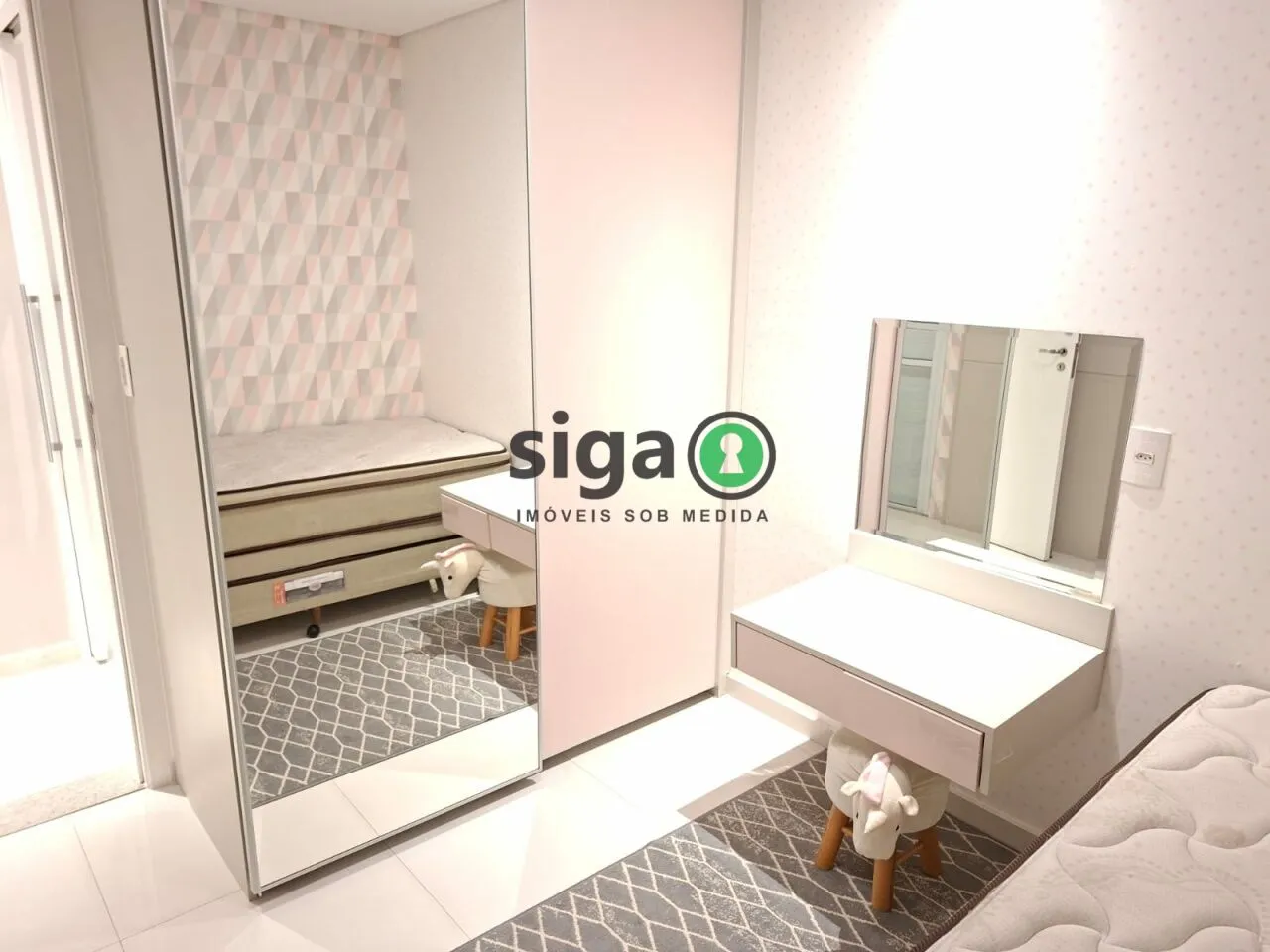 Imagem Apartamento 137 m² Mobiliado