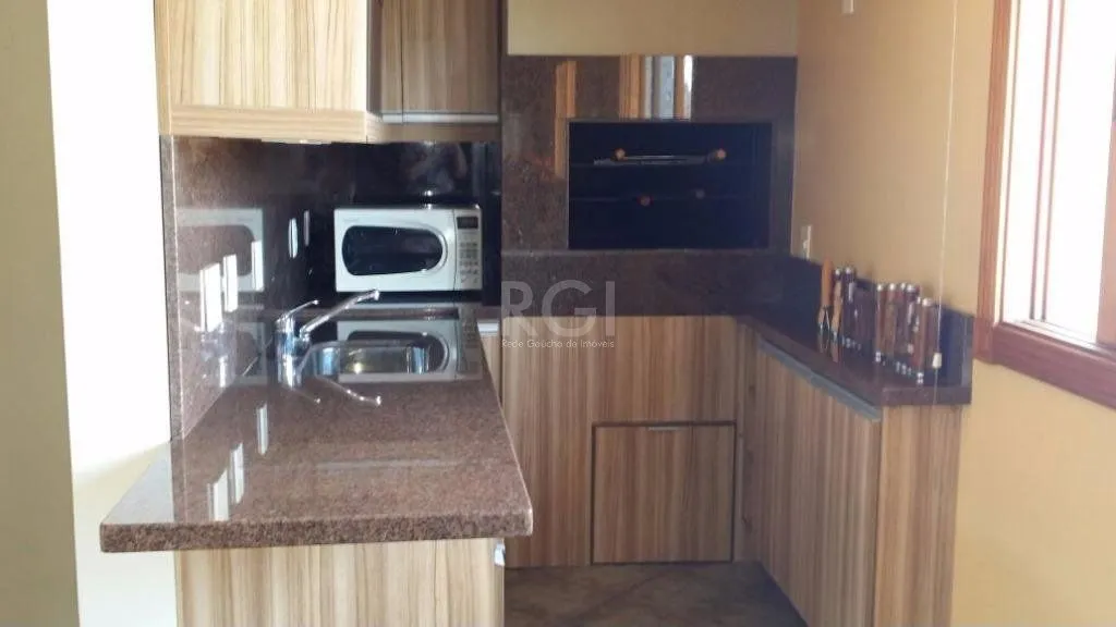 Imagem Vende cobertura mobiliada, 3 dormitórios, 3 vagas, Petrópolis