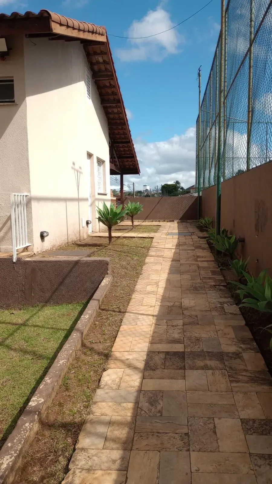 Imagem Casa de Condomínio com 2 Quartos à Venda ou Locação, 58 m² em Tijuco Preto(Caucaia do Alto) - Cotia