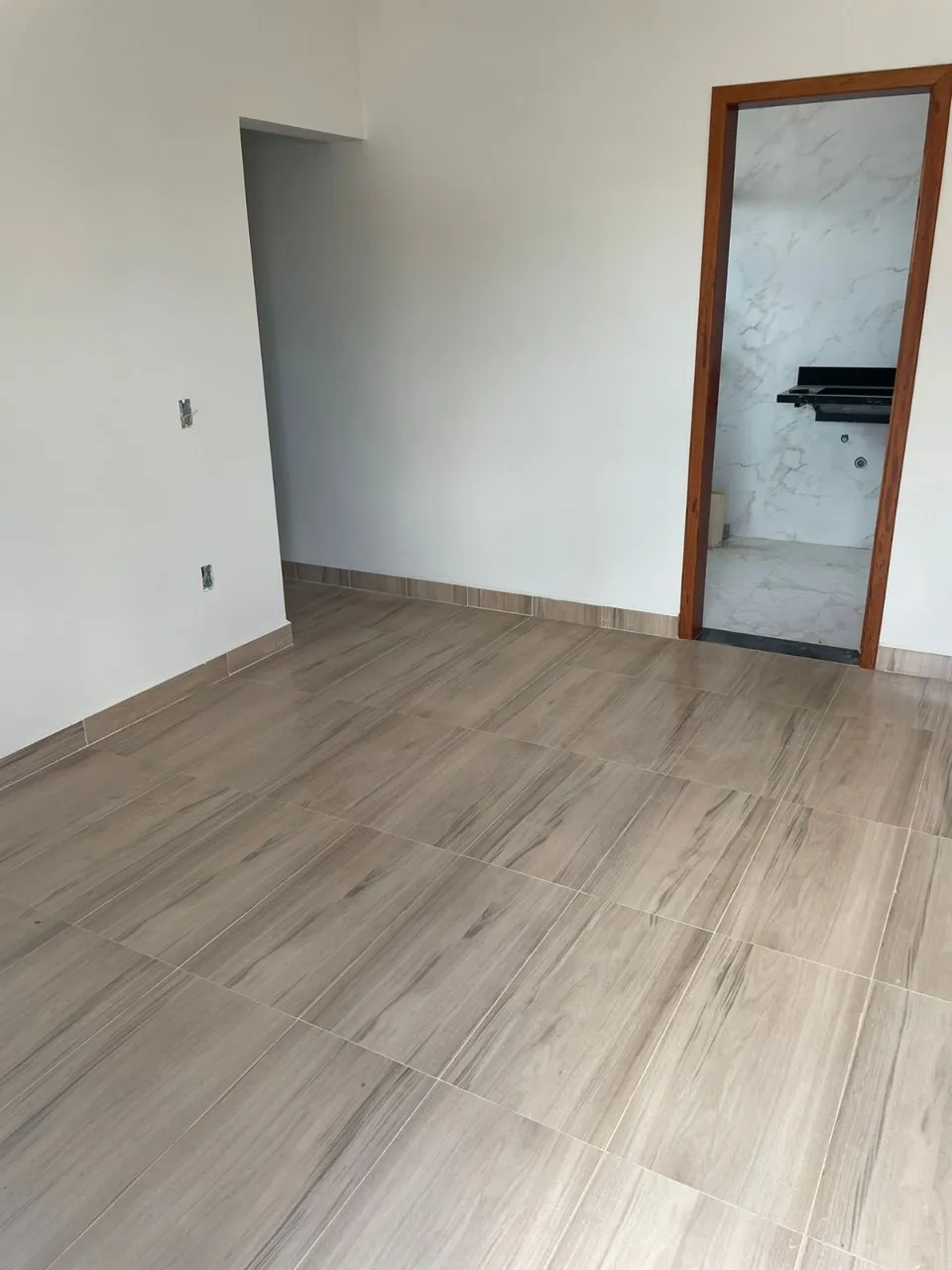 Imagem Espetacular Casa à Venda em Porto Feliz-SP: 3 Quartos, 3 Suítes, 2 Salas, 4 Banheiros e 200m² de Área