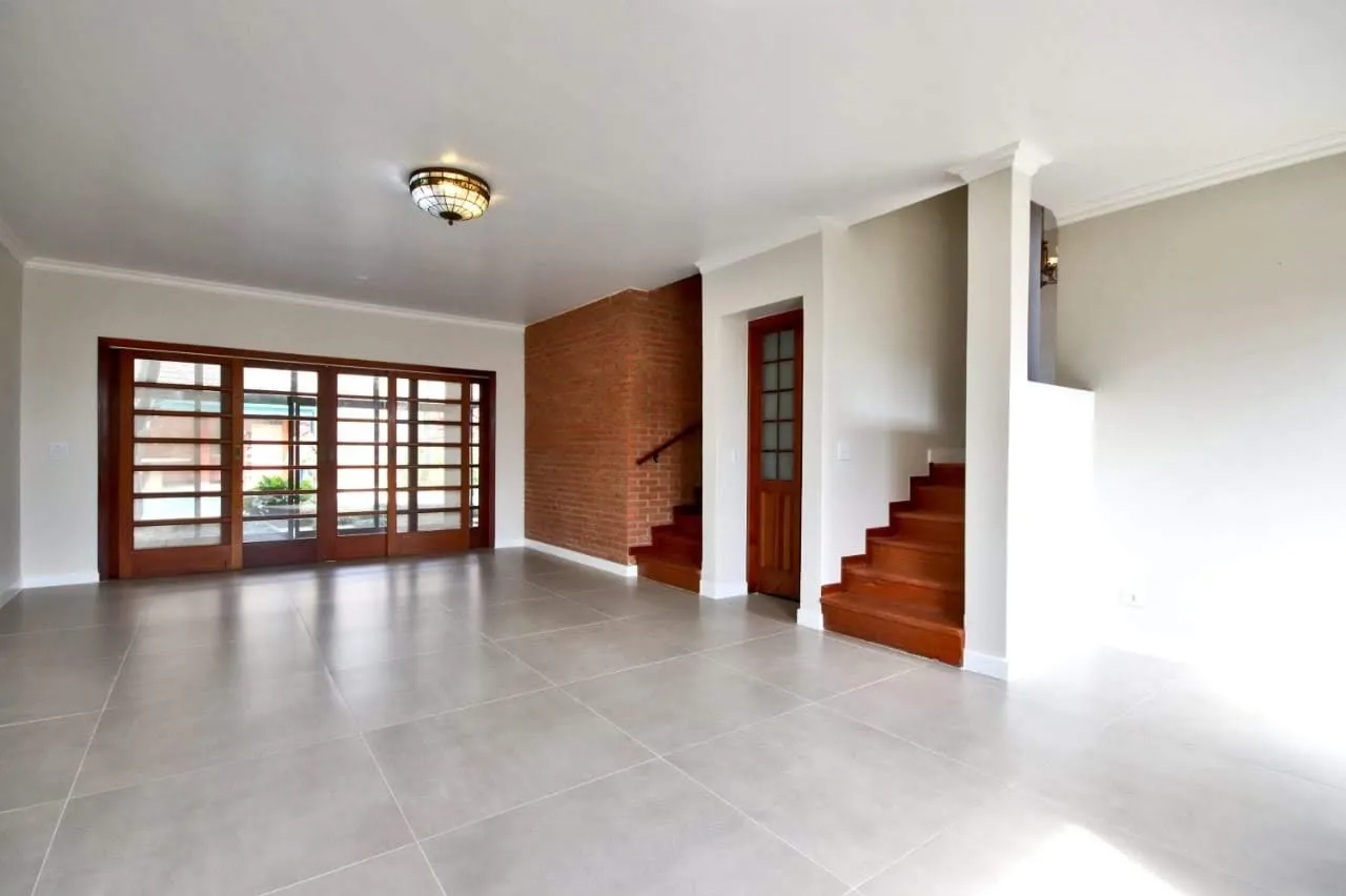 Imagem CASA RESIDENCIAL em SANTANA DE PARNAÍBA - SP, ALPHAVILLE