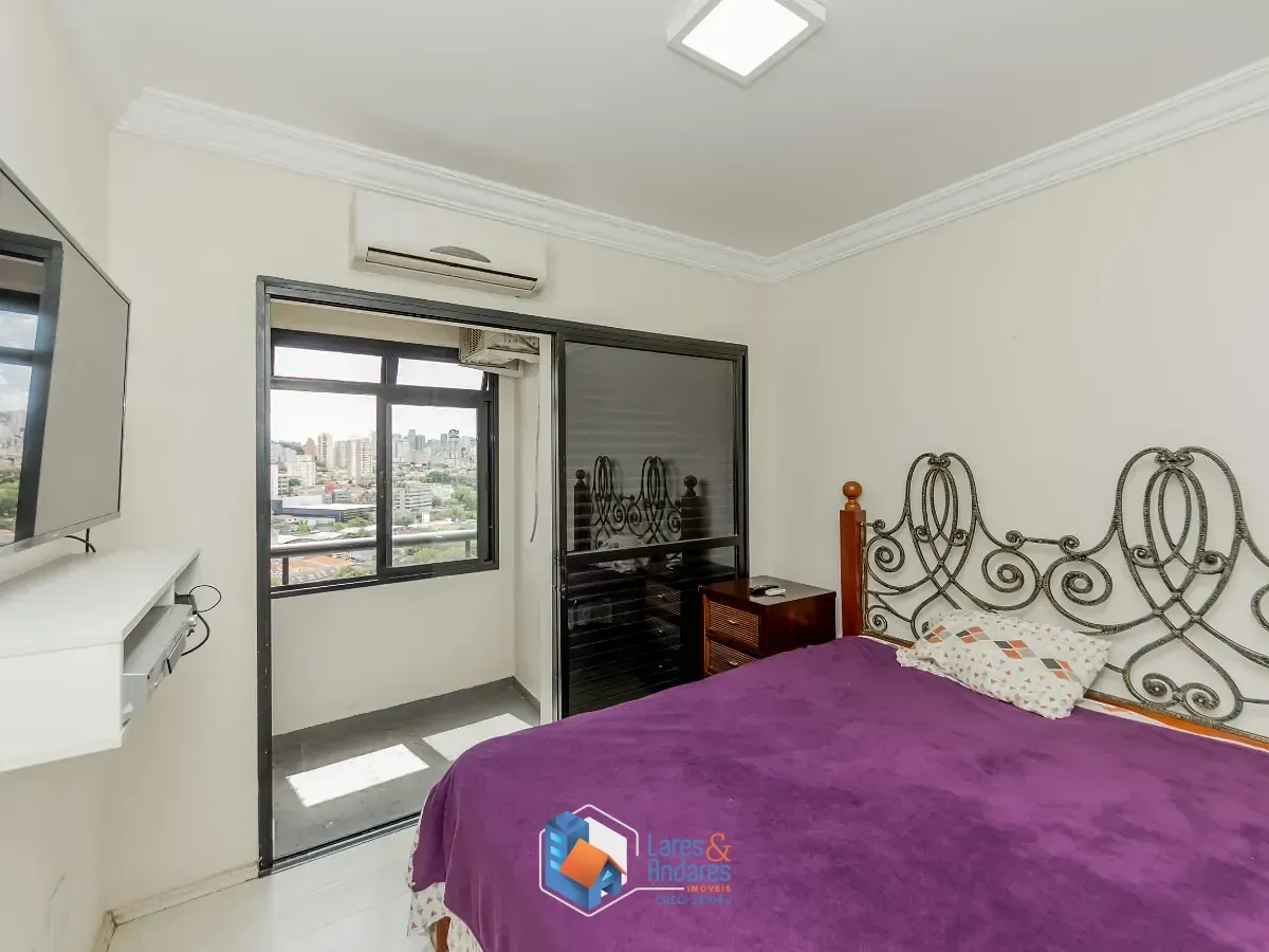 Imagem Cobertura para venda em Vila Gumercindo com 3 quartos, sendo 1 suíte, 185m²