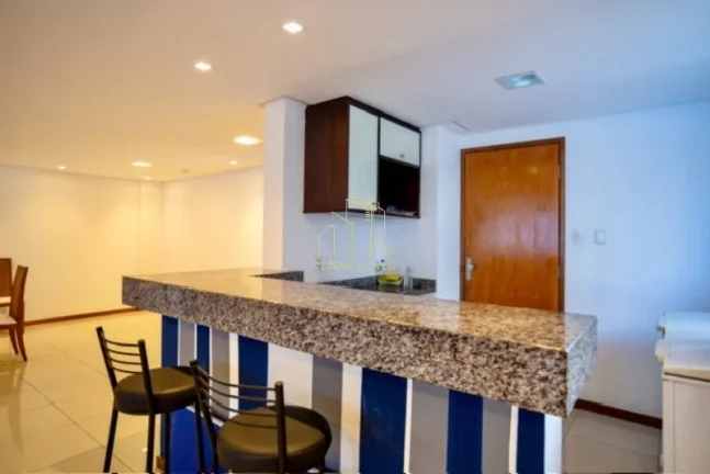 Imagem Apartamento amplo com três quartos varanda gourmet a venda na Graça
