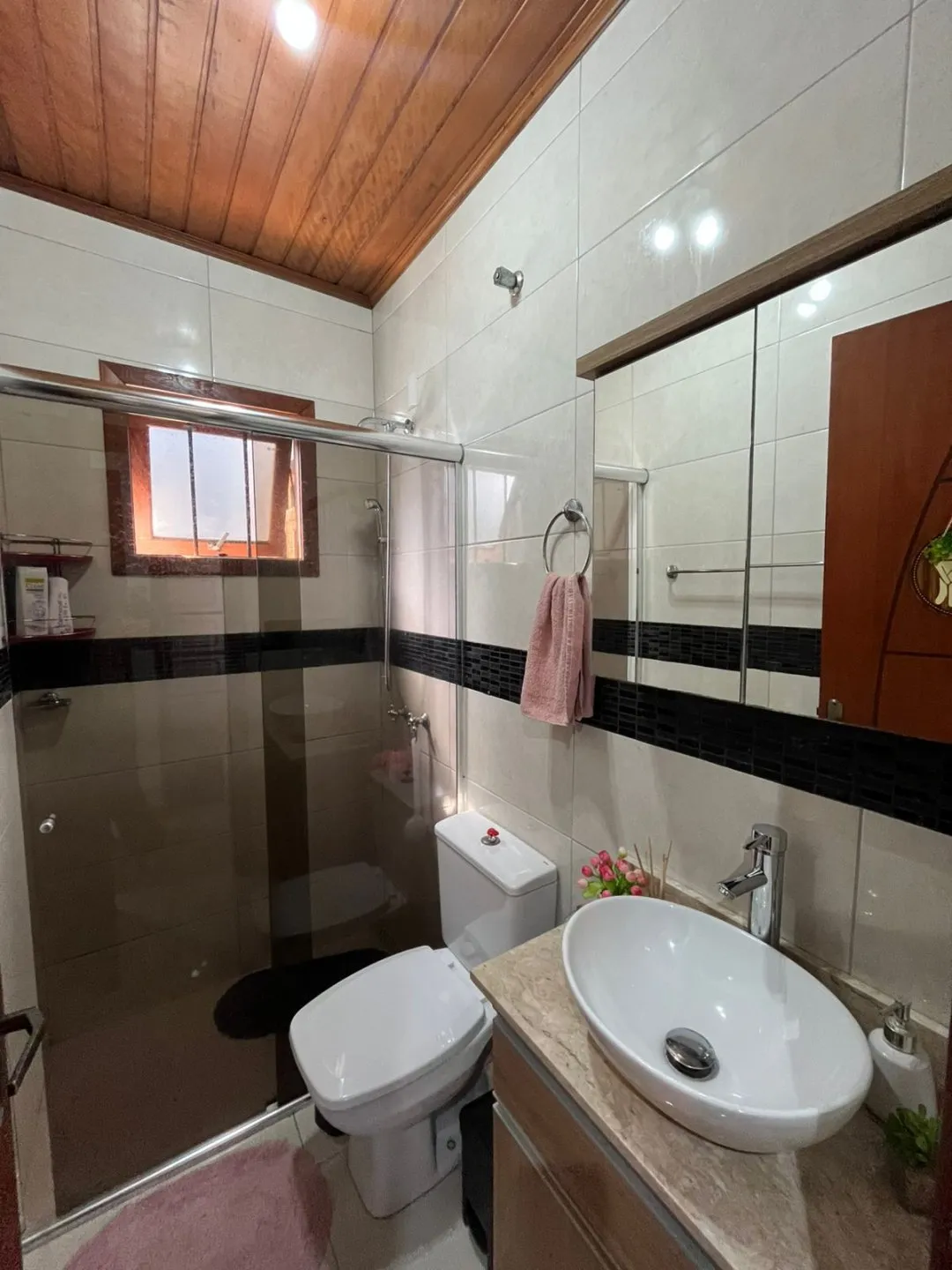Imagem Venda de casa mobiliada com churrasqueira e lareira - no bairro Jardim Betania Cachoeirinha