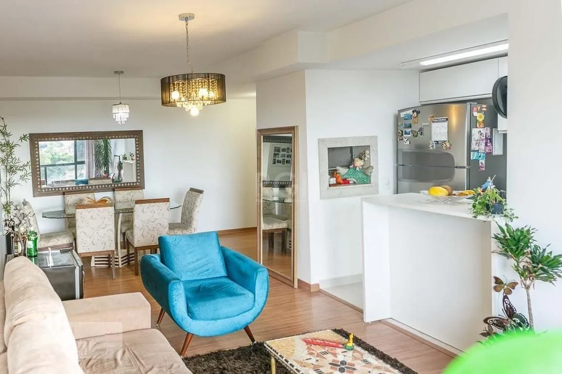 Imagem Apartamento com 3 quartos, 1 suíte, churrasqueira, 2 vagas, no bairro Cristal