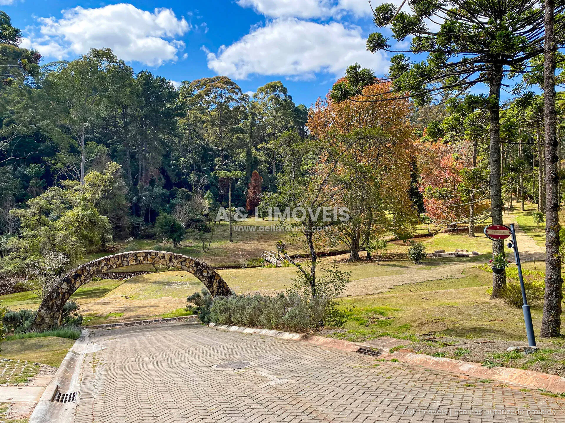Imagem Lote à venda no Reserva Figueiredo em Campos do Jordão | 1.146,58 m²