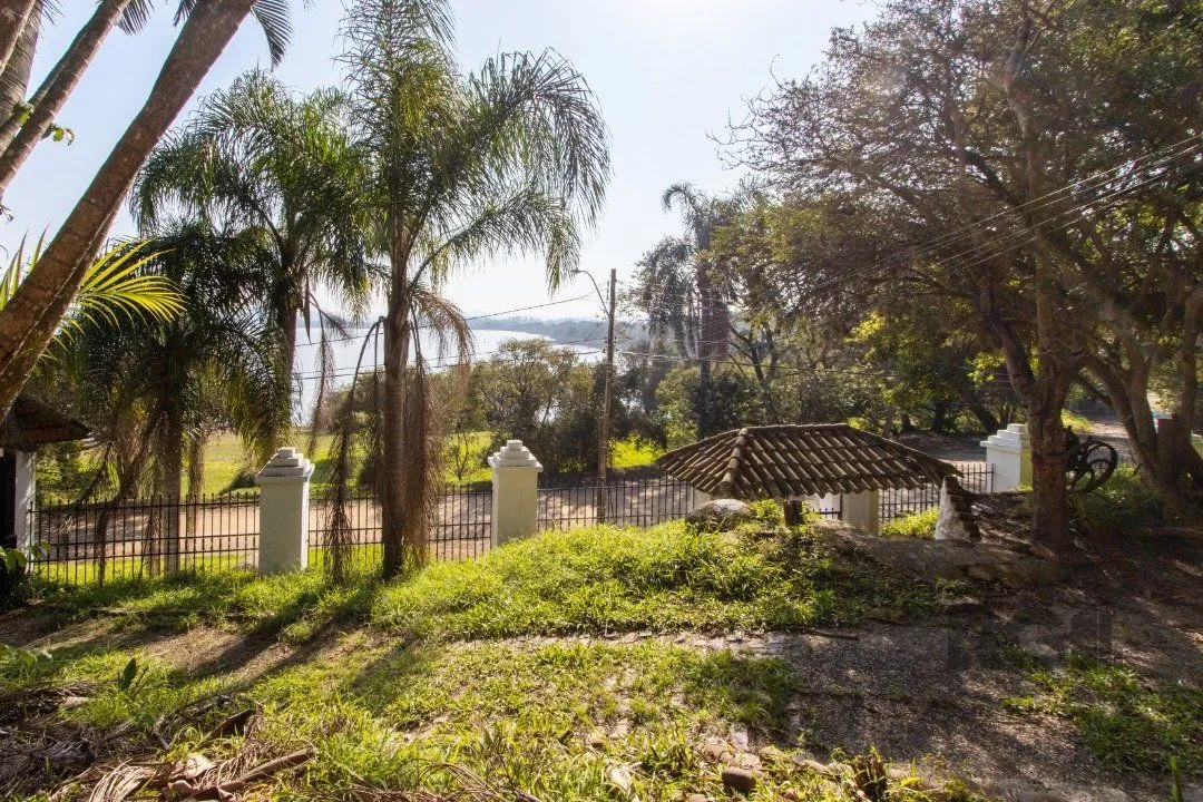 Imagem Casa em Belém Novo