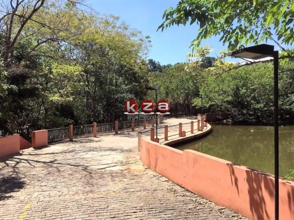Imagem Terreno de 959,68 m² no Condomínio Portal do Lago em Valinhos-SP: Oportunidade única de investimento!