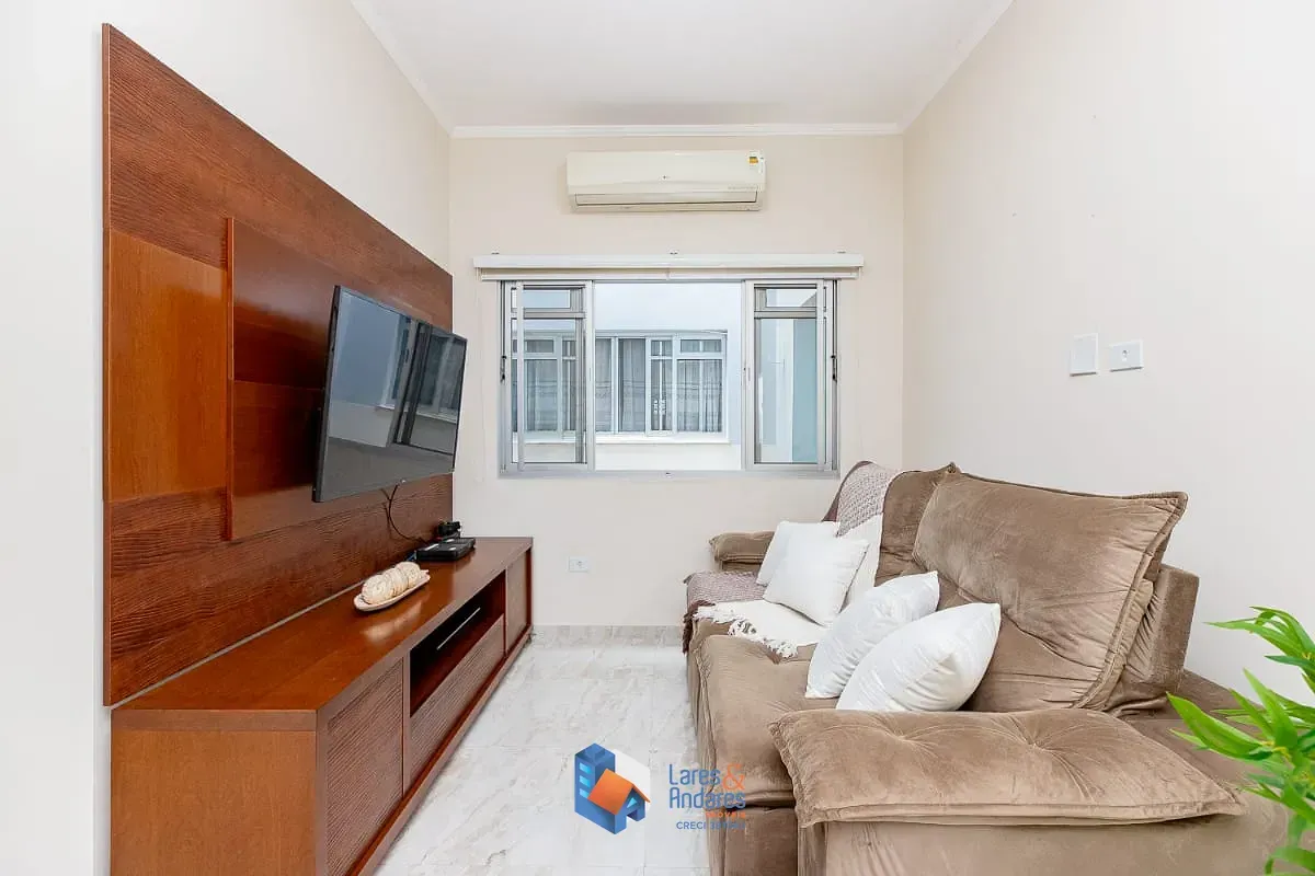 Imagem Sobrado para venda em Jardim Caravelas com 5 quartos, sendo 1 suíte, 200m²