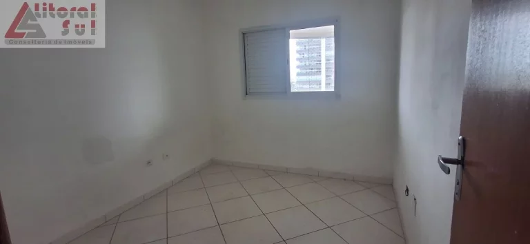 Imagem Imperdível oportunidade de compra em condomínio de luxo em Praia Grande-SP: 2 quartos, 1 suíte, 1 sala, 2 banheiros, 1 vaga de garagem, 70m².