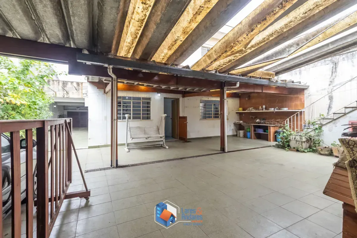 Imagem Sobrado para venda em Conjunto Residencial Jardim Canaã com 4 quartos, sendo 1 suíte, 382m²