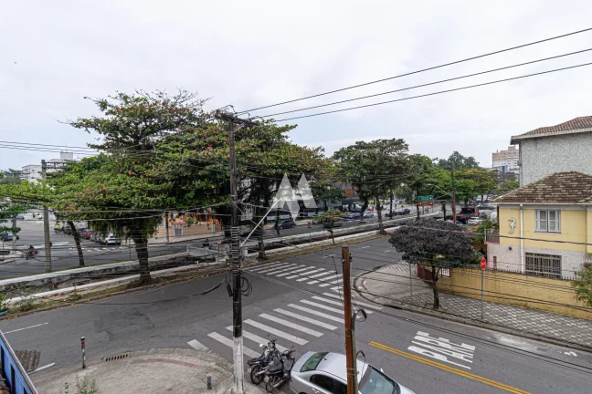 Imagem Casa de cinema no bairro da Aparecida toda modernizada e com área gourmet!