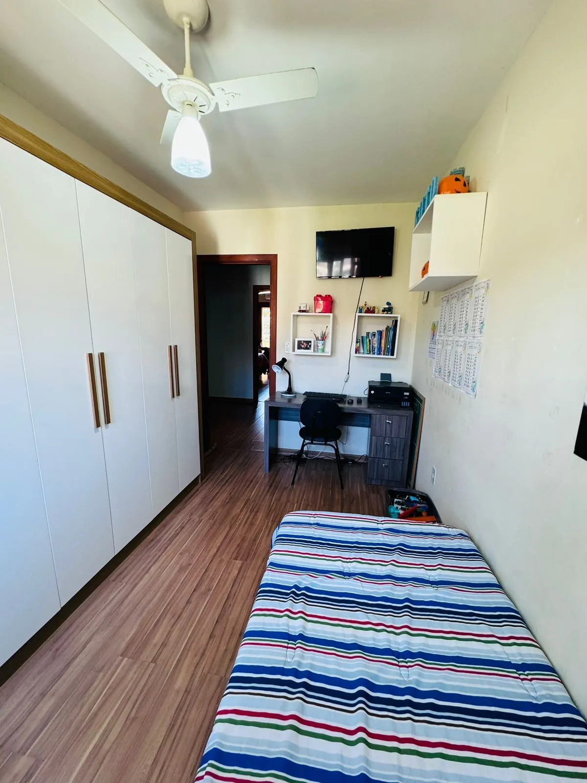 Imagem Casa no bairro Hípica - 3 dormitórios