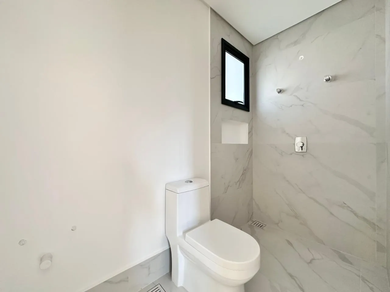 Imagem Apartamento à venda com 185m2 por R$ 3.300.000,00