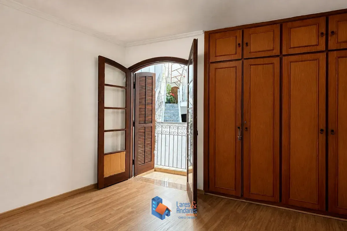 Imagem Casa para venda em Vila Madalena com 3 quartos, sendo 1 suíte, 137m²