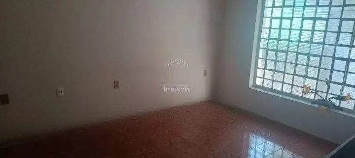 Imagem CASA A VENDA RESIDENCIAL / COMERCIAL NA REGIÃO CENTRAL DE VALINHOS/SP.