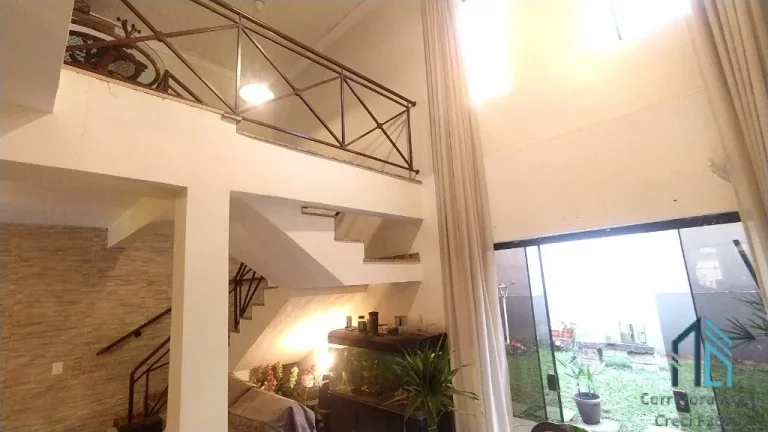 Imagem (PERMUTA) Sobrado em condomínio 03 quartos c/suíte, 03 vagas no Santa Cândida em Curitiba PR