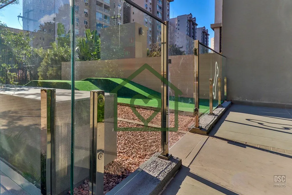 Imagem Excelente apartamento totalmente mobiliado com automação em todos os ambientes, sacada integrada a...