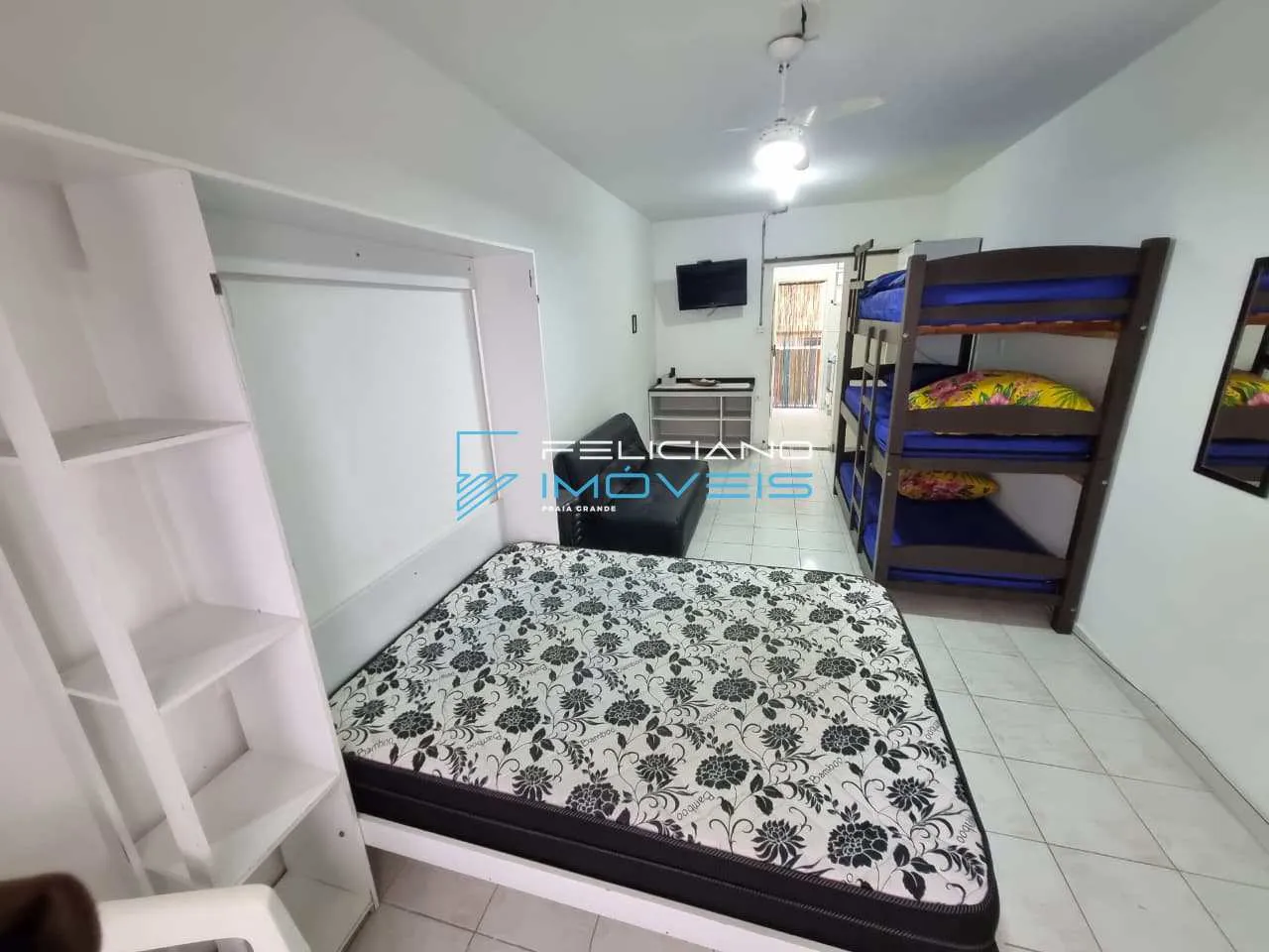 Imagem Kitnet com 1 quarto, Real, Praia Grande - R$ 195 mil, Cod: 7550