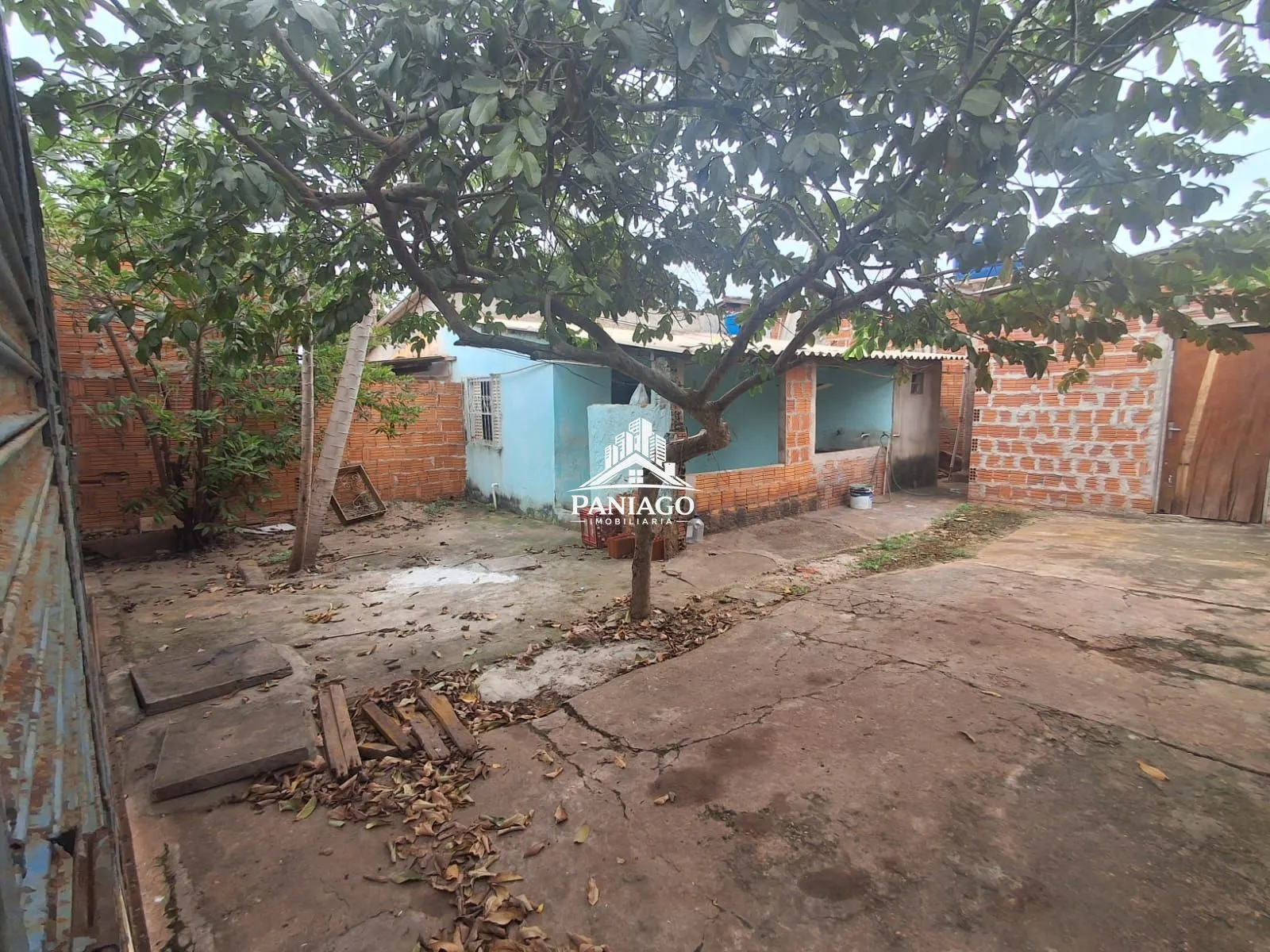 Imagem Imóvel de Esquina com, Ponto Comercial, casa e Amplo Terreno.