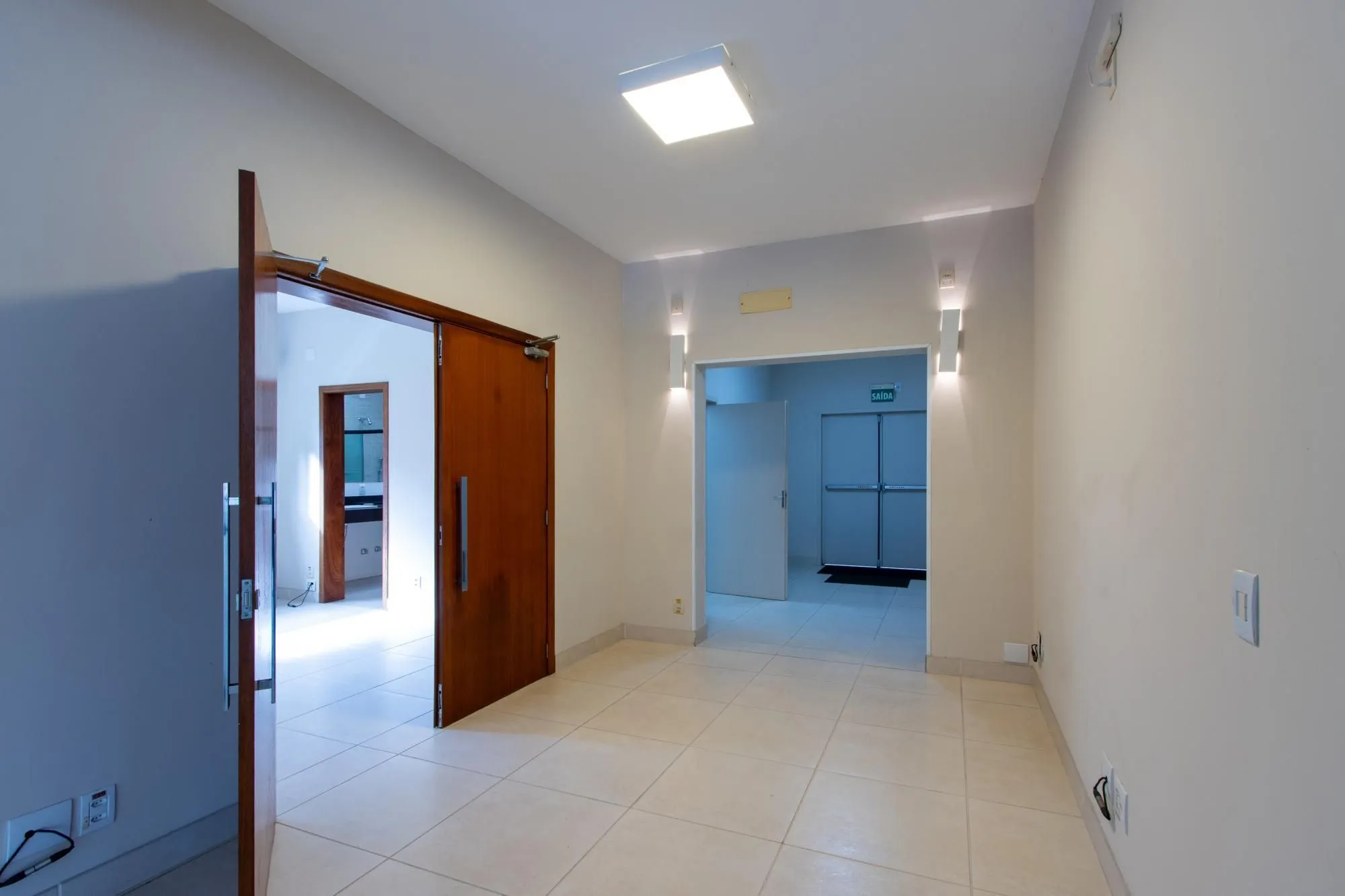 Imagem Outros para Venda - 1100m², 0 dormitórios, Belém Novo