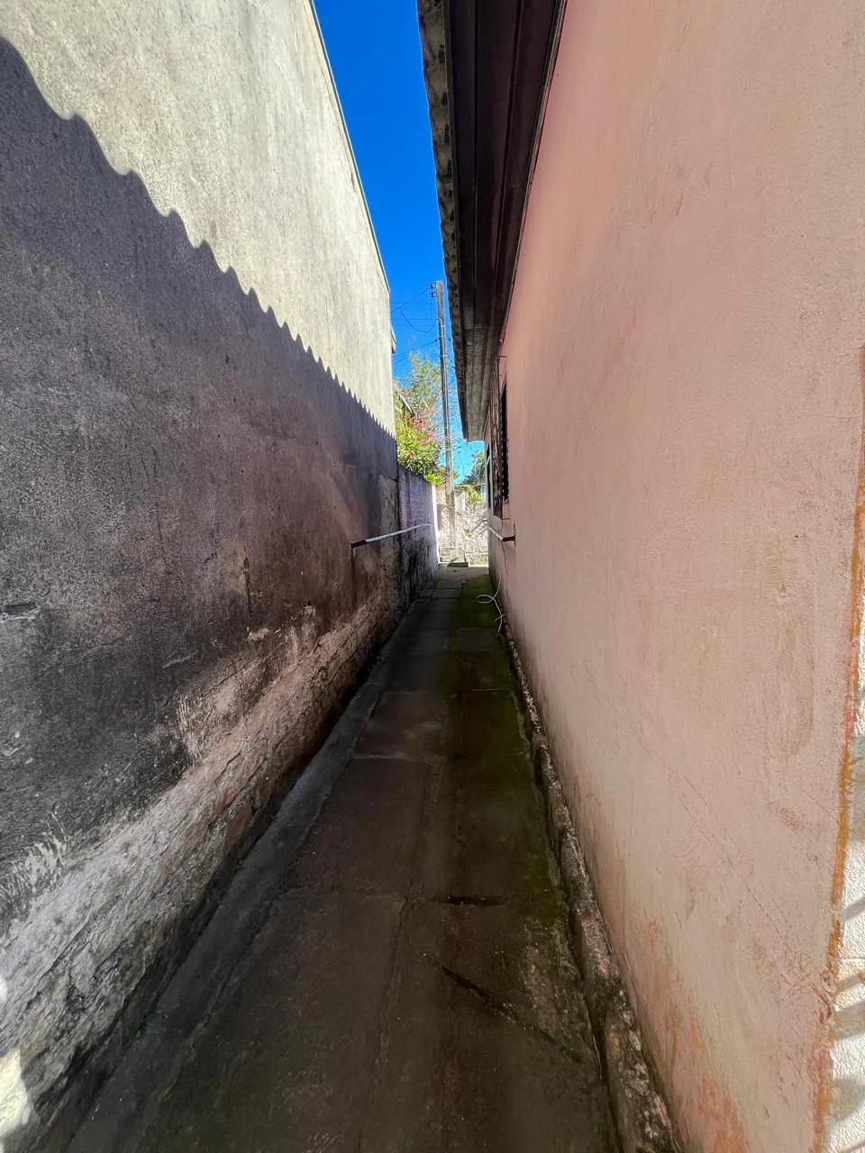 Imagem Casa com Amplo Pátio na Santo Onofre
