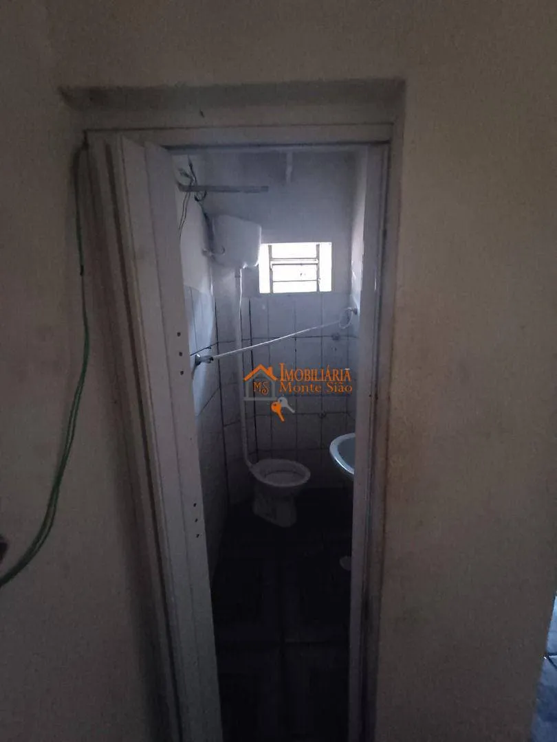 Imagem Casa com 6 dormitórios à venda, 150 m² por R$ 285.000,00 - Cidade Soberana - Guarulhos/SP