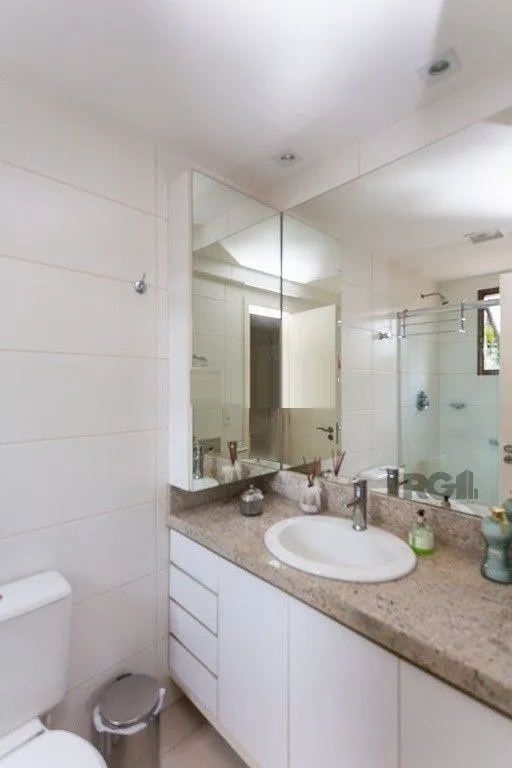 Imagem Apartamento 3 dormitórios, 1 suíte, 2 vagas - 74,91m² no Bairro Petrópolis