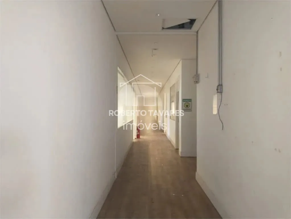 Imagem Galpão comercial para locação Butantã - com 1.268m² de área útil - 10 Salas, 10 vagas de garagens.