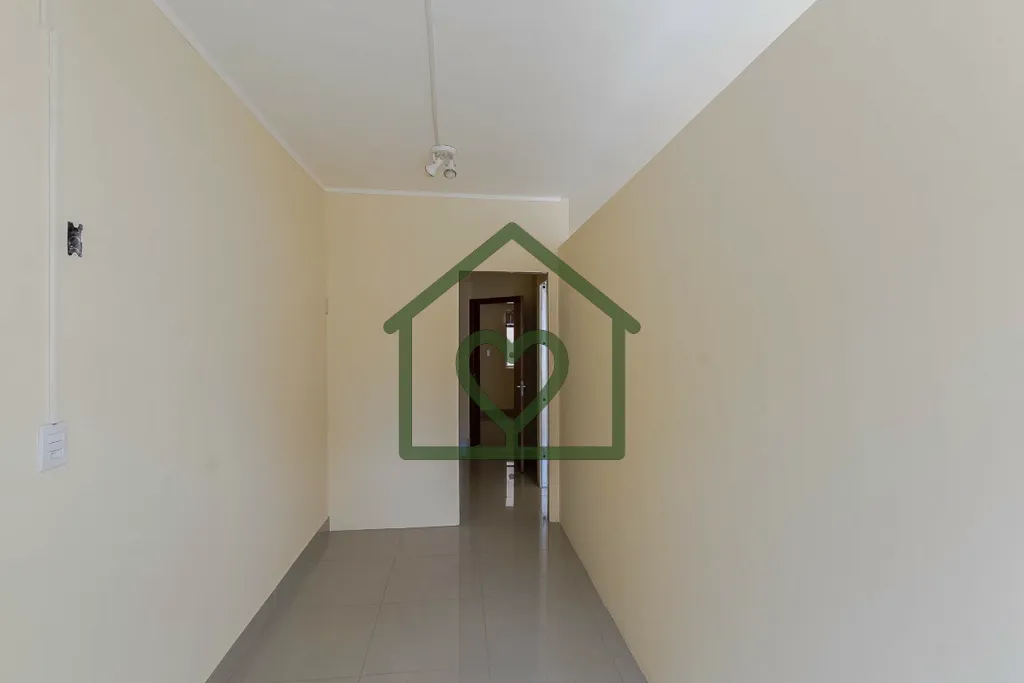 Imagem Sala de 47 m² localizada na Rua José de Alencar, em Porto Alegre. Preço e disponibilidade do imó...