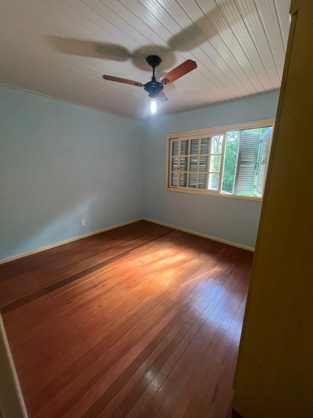 Imagem CASA À VENDA EM VIAMÃO - BAIRRO VIAMÓPOLIS! Excelente oportunidade para quem busca espaço, conforto e uma localização privilegiada!