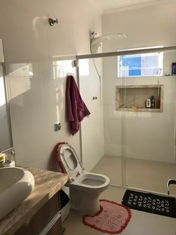 Imagem Casa à venda 4 Quartos, 1 Suite, 4 Vagas, 328M², Vila Areao, Taubaté - SP