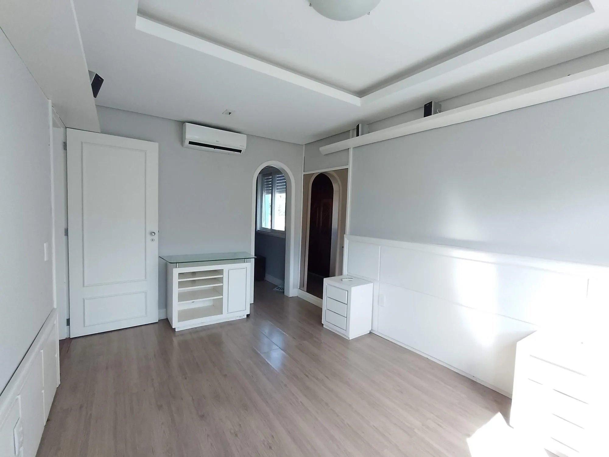 Imagem Apartamento 2 dormitórios com sacada e vaga perto da PUC