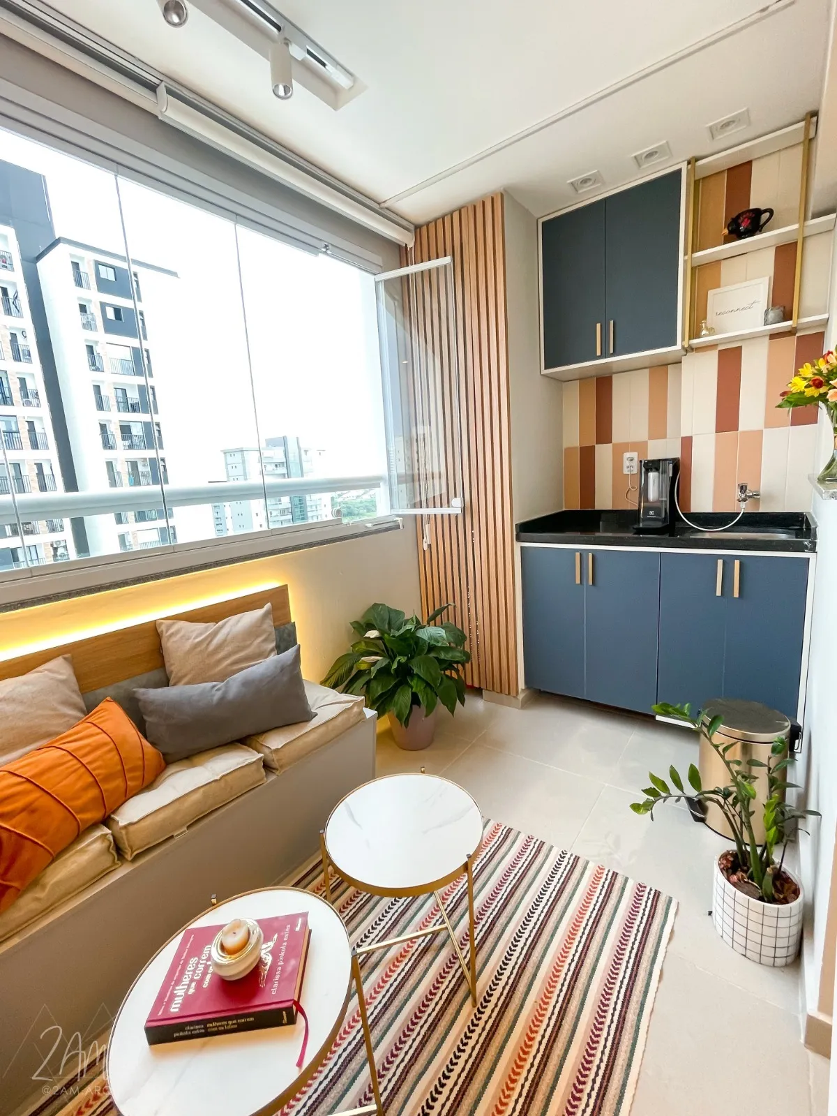 Imagem Scenario Campolim! Espetacular apartamento MOBILIADO, a poucos metros do Shopping Iguatemi Esplanada!
