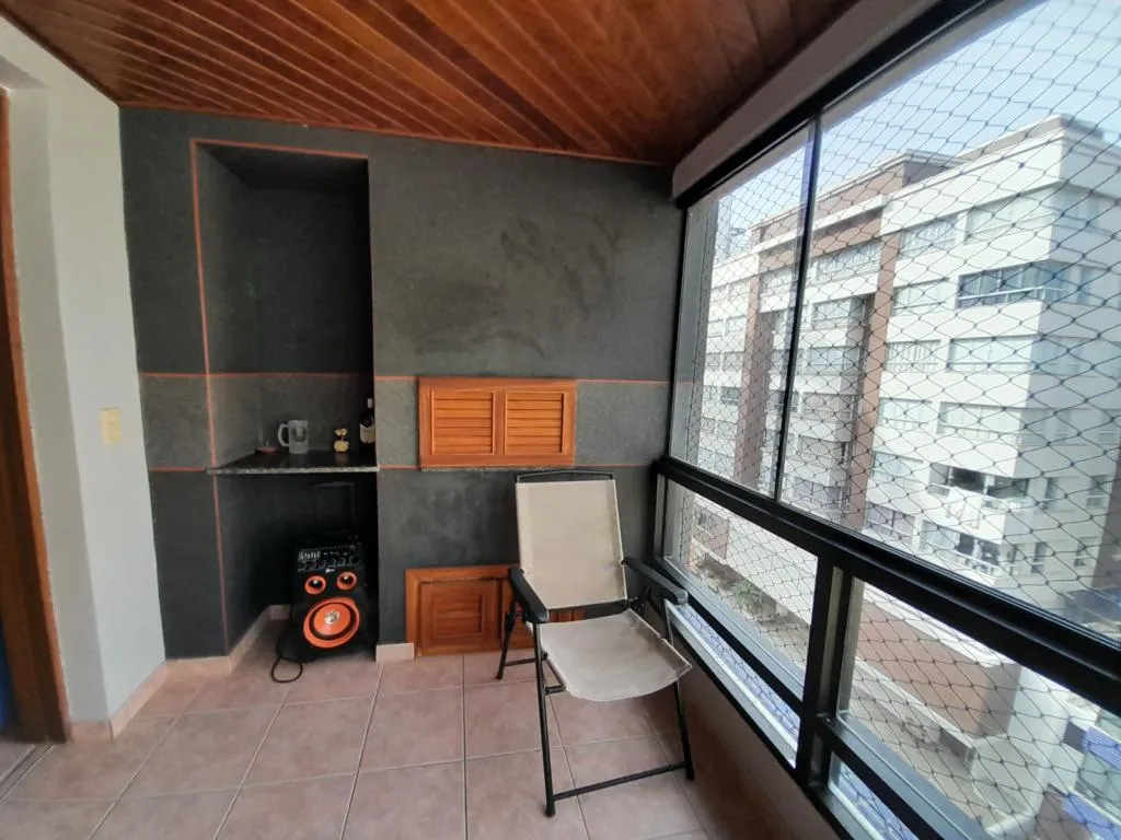 Imagem Apartamento 2Dórmitórios dependência - Bairro Zona Nova