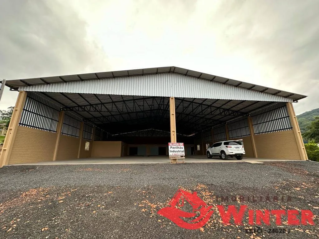 Foto do imóvel Pavilhão com 720m2 em frente a RS 452.