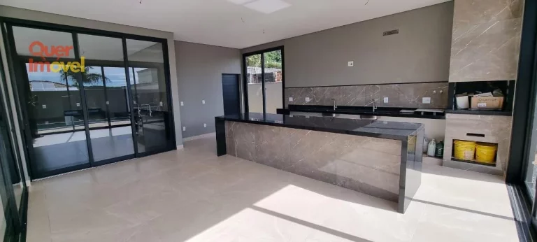 Imagem Oportunidade única: Casa de alto padrão em condomínio à venda em Ribeirão Preto-SP no Residencial E Empresarial Alphaville! 4 quartos, 4 suítes, 2 salas, 7 banheiros, 6 vagas de garagem, 421m². Quer Imóvel Negócios Imobiliários!