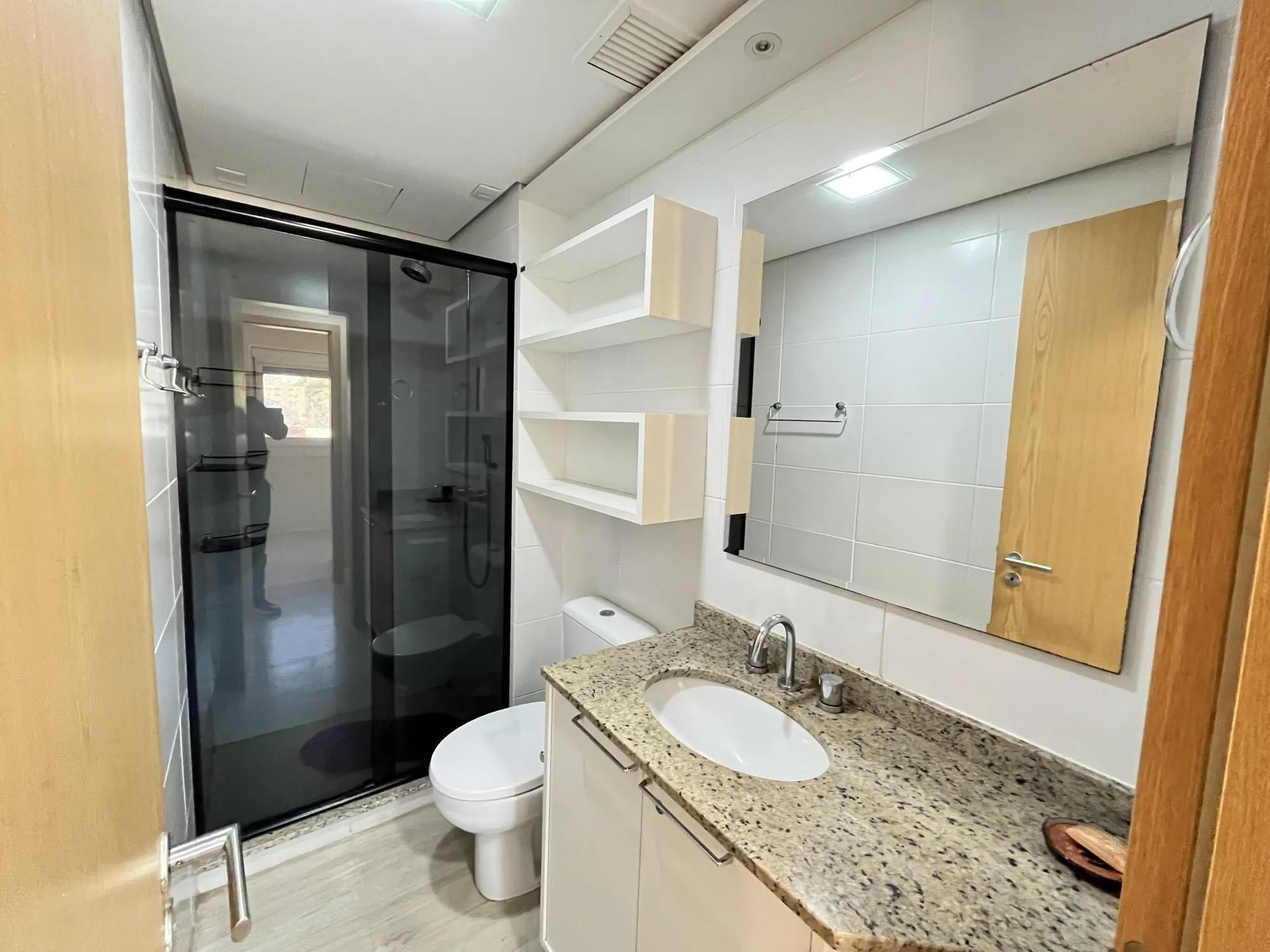 Imagem Apartamento de 3 quartos, semi mobiliado, suíte e 1 vaga de garagem