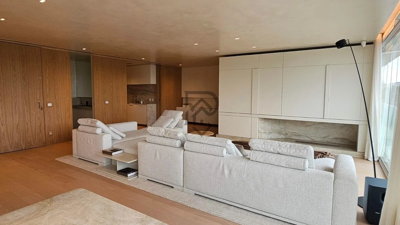 Imagem Apartamento Condomínio Oscar Ibirapuera, andar alto vista livre