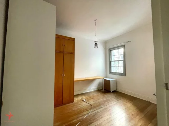 Imagem Imperdível: Casa de vila à venda em Pinheiros, São Paulo-SP, 2 quartos, 1 sala, 2 banheiros, 1 vaga de garagem, 112m² de área.