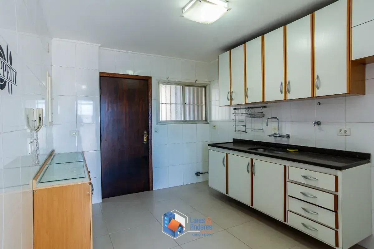 Imagem Apartamento para venda em Santa Teresinha com 3 quartos, sendo 1 suíte, 105m²