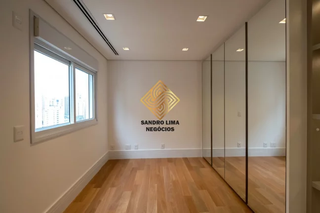 Imagem OPORTUNIDADE UNICA APARTAMENTO SEMI MOBILIADO 273,10M², 3 SUÍTES, TERRAÇO GOURMET COM 5 VAGAS A VENDA - VILA OLÍMPIA - ZONA SUL - SÃO PAULO / SP