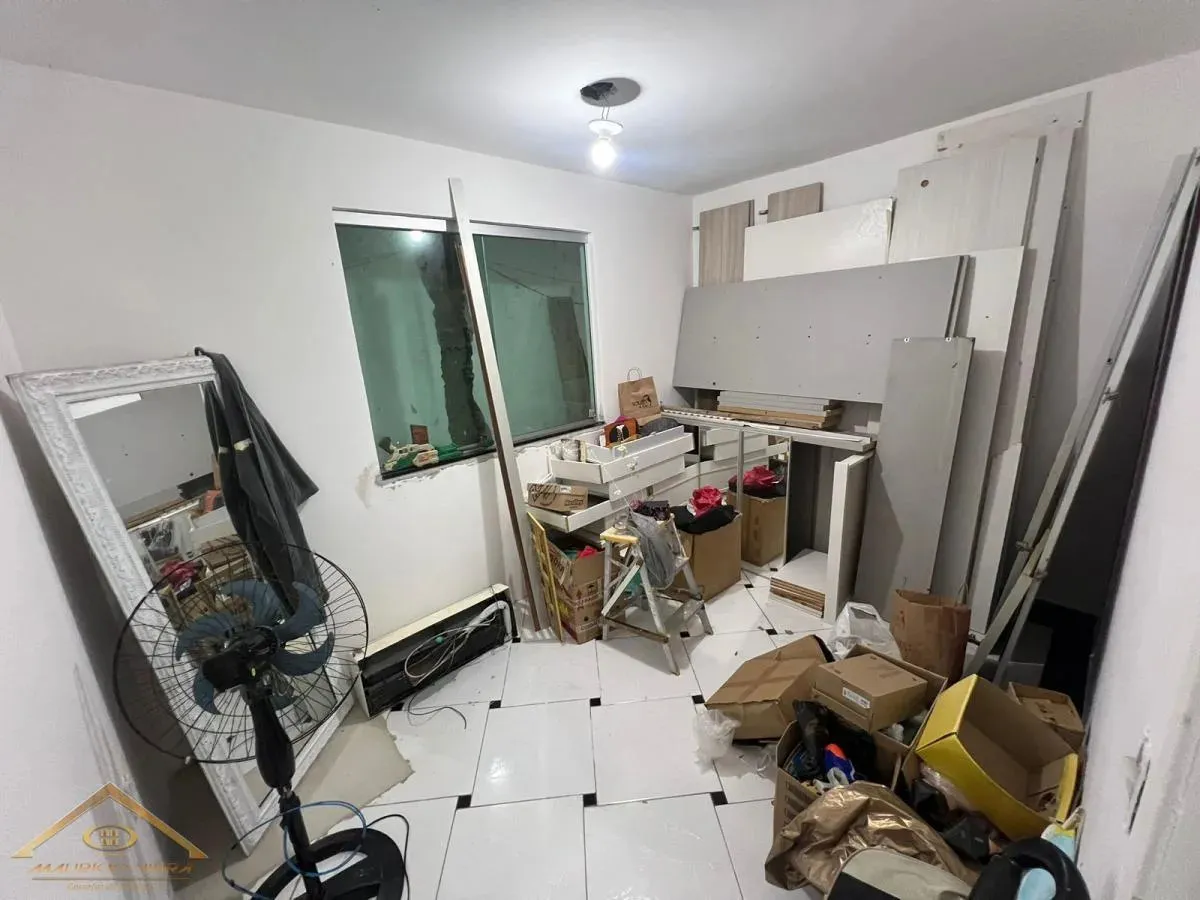 Imagem Casa em Condomínio para Venda em São Pedro da Aldeia / RJ no bairro Campo Redondo