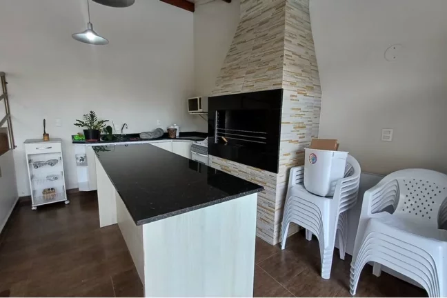Imagem Casa para venda no bairro Jardim do Salso em Porto Alegre