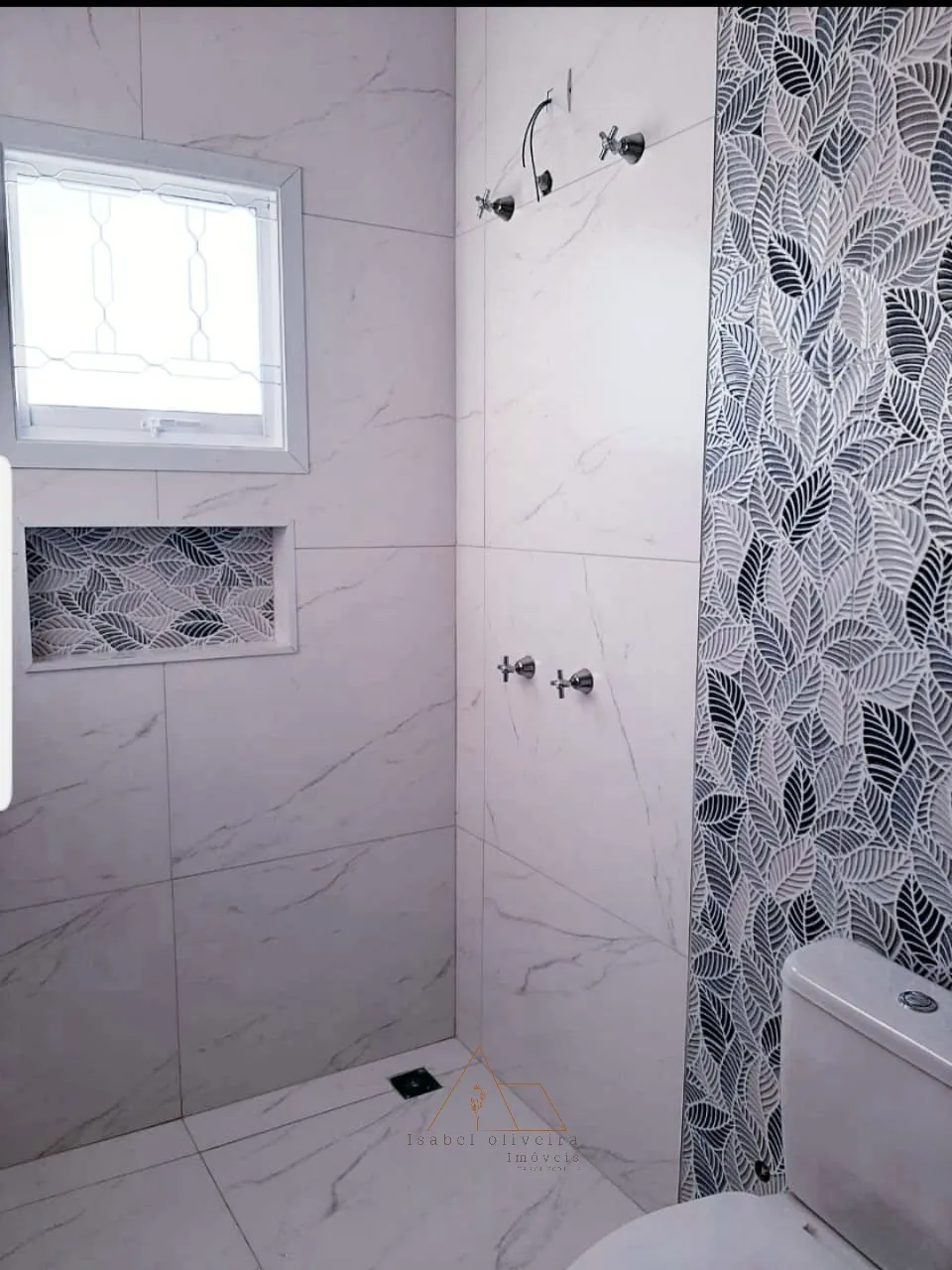 Imagem Excelente oportunidade: Casa à venda em Itu-SP, Vila Lucinda/Romana, 3 quartos, 1 suíte, 1 sala, 2 banheiros, 2 vagas, 81,60m².