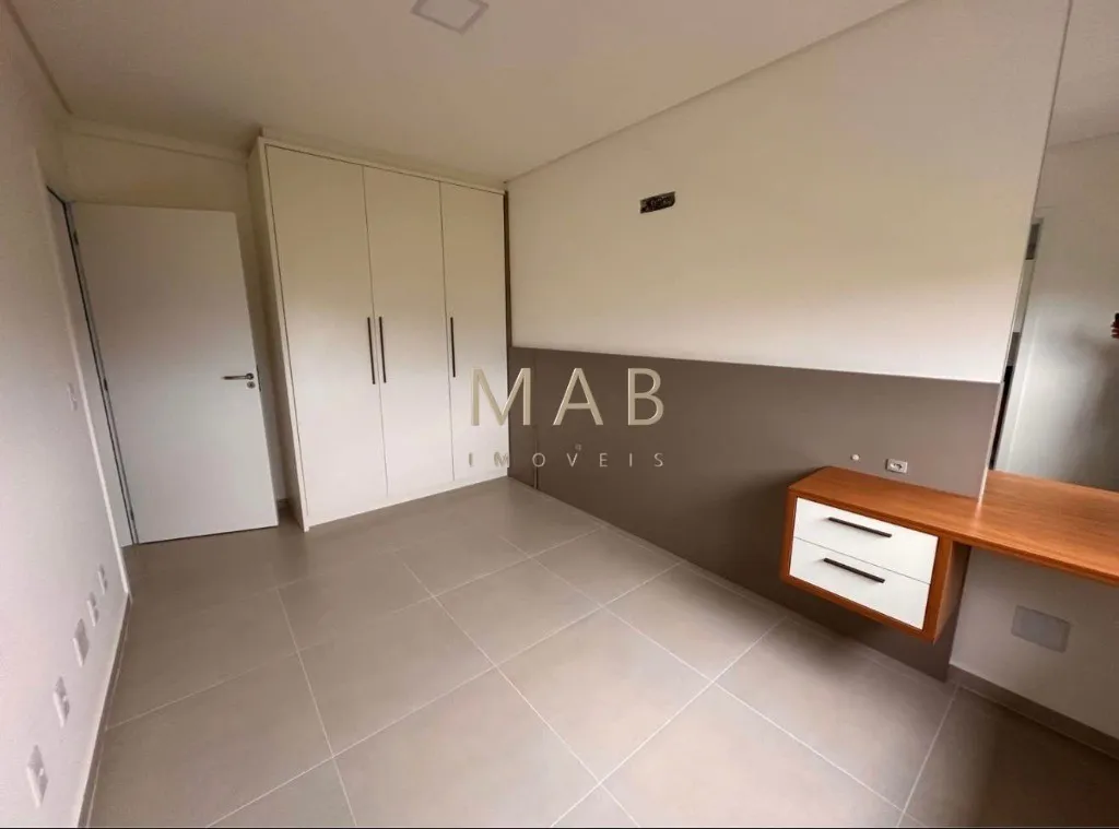 Imagem Apartamento à Venda, SEMIMOBILIADO, 2 dormitórios sendo 1 suíte, localizado na praia de Ingleses - Florianópolis SC!
